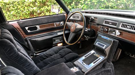The Art of Craftsmanship: Exploring the Interior of the 1976 Cadillac Fleetwood Talisman